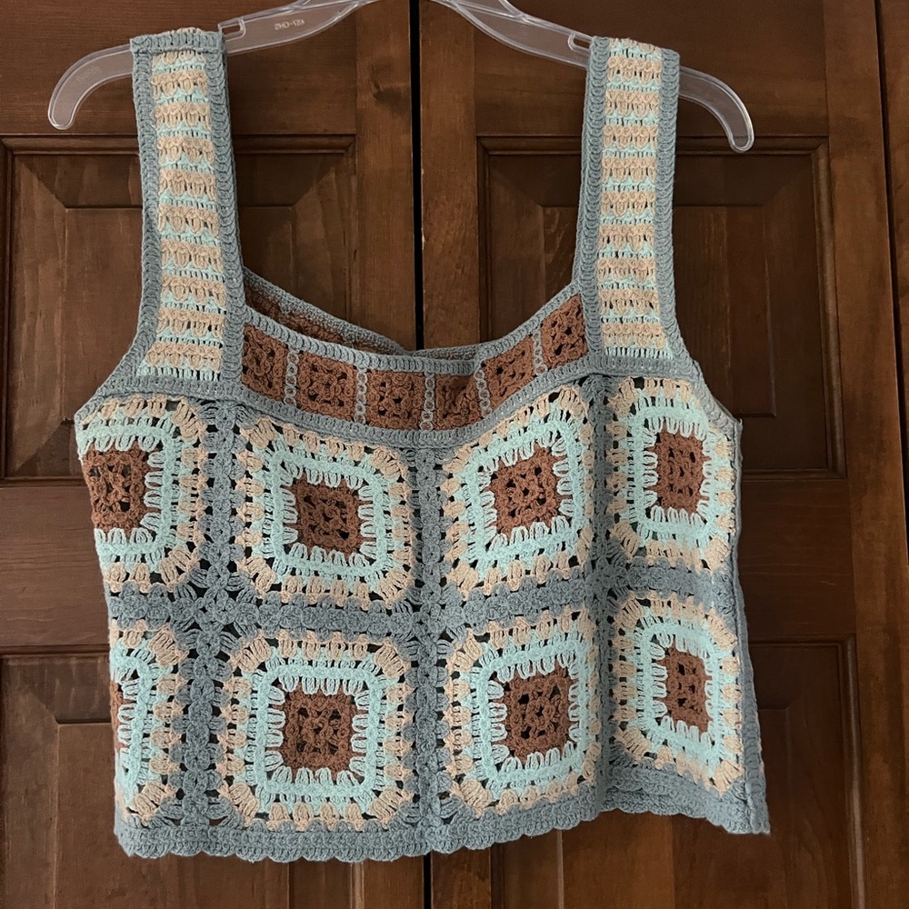 Glamorous Multicolor Crochet Crop Top-Size Large - Picture 3 of 4